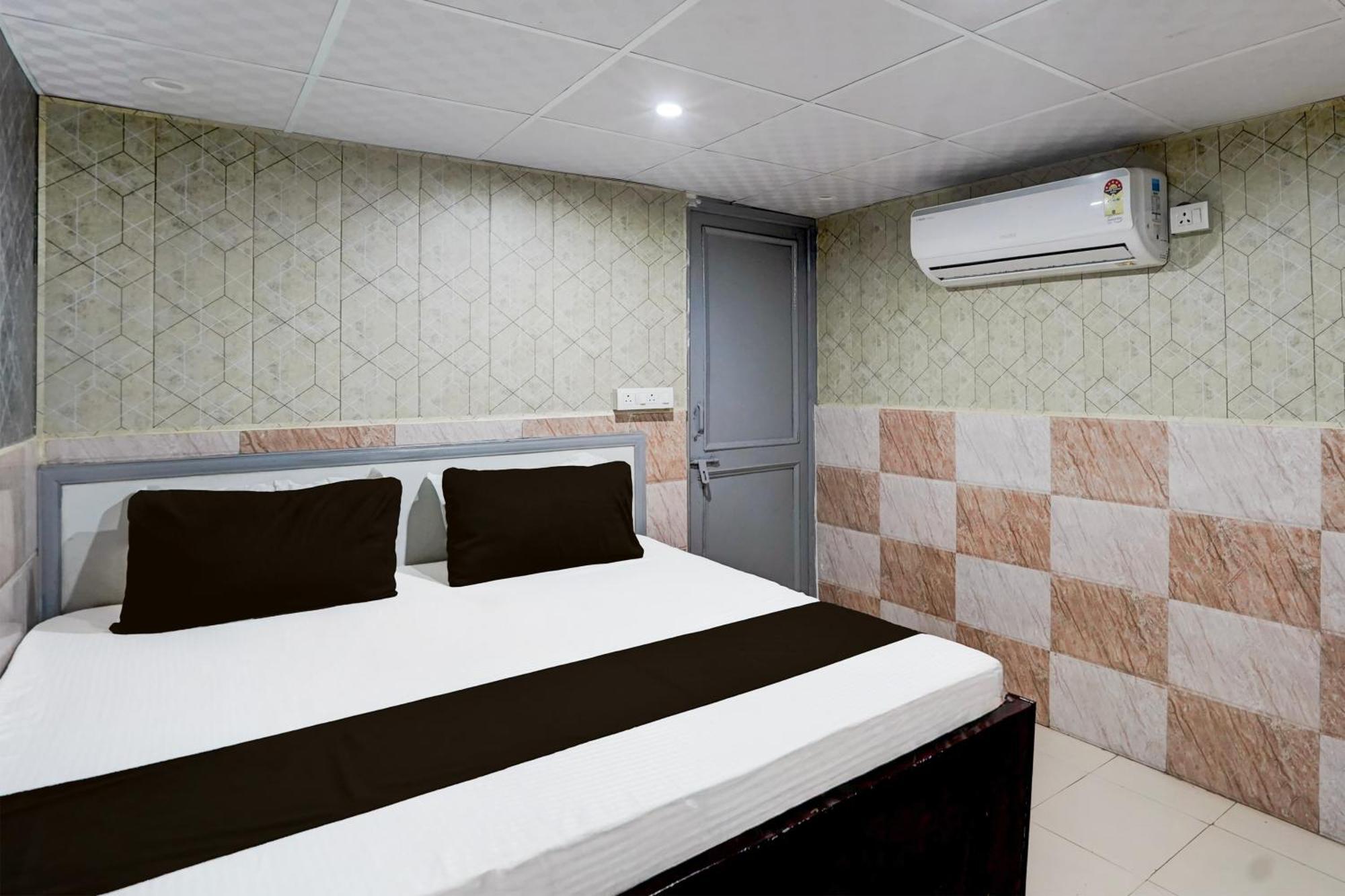 Hotel O Anant Ghaziabad Exterior foto
